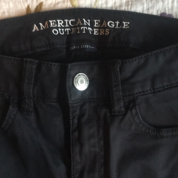 Reposh/seller sent wrong item - Picture 2 of 3